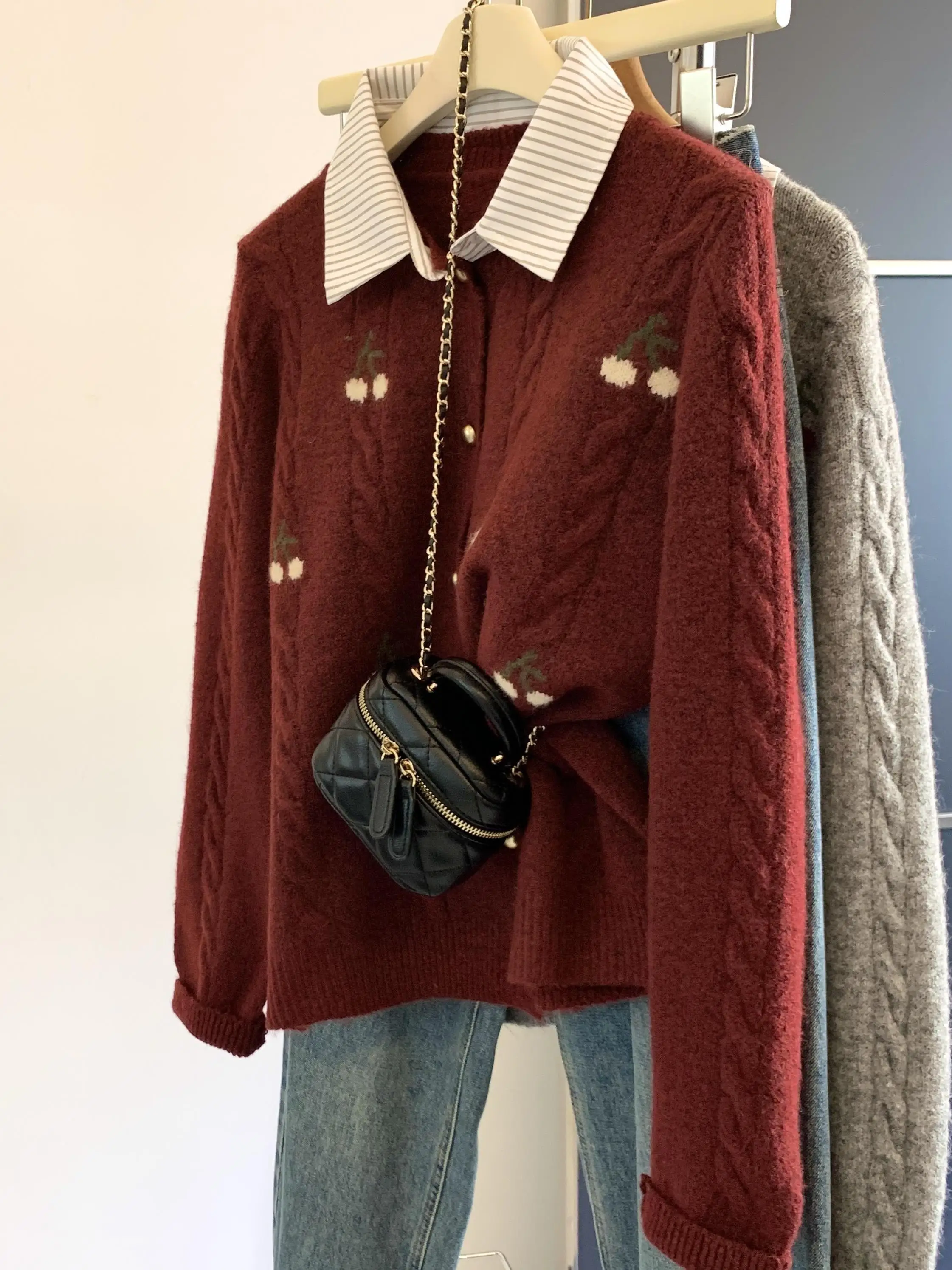 Women's Loose Knitted Sweater  - đánh giá và giá Embroidery Rose